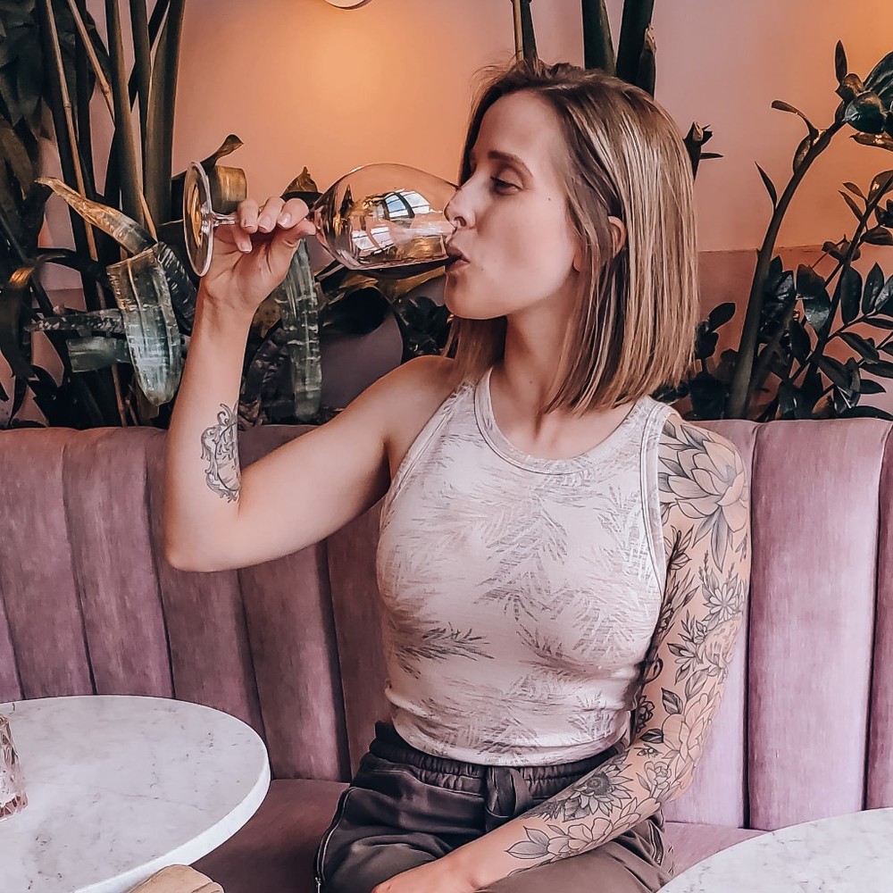 Meet your Posher, Alexis